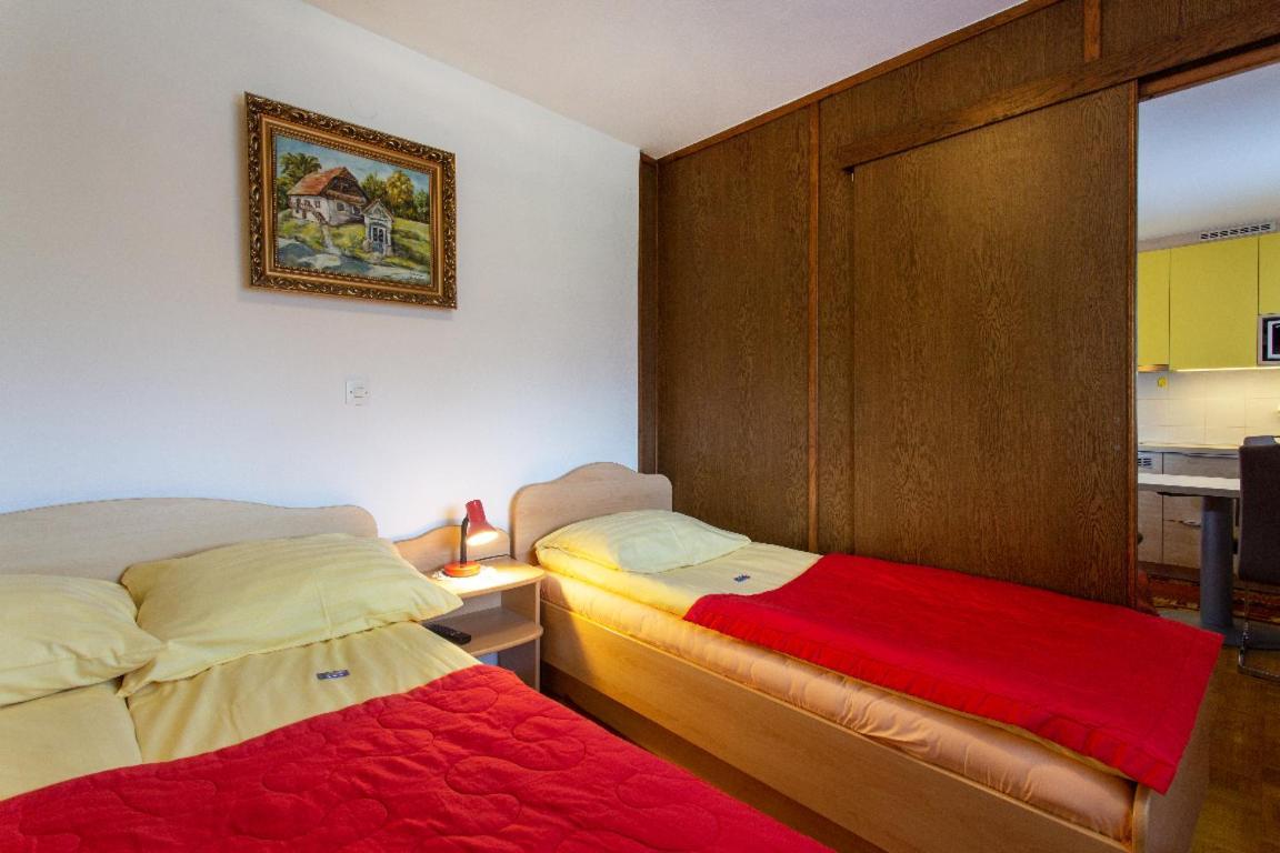 & Jana Bed & Breakfast